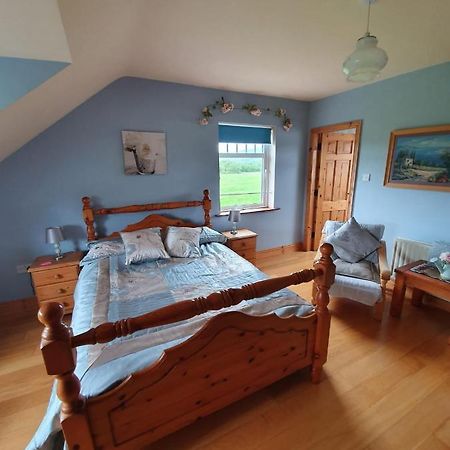 Wild Atlantic Stays Castlemaine Extérieur photo