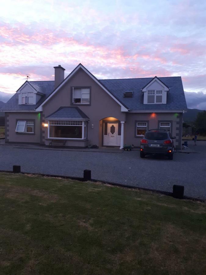 Wild Atlantic Stays Castlemaine Extérieur photo
